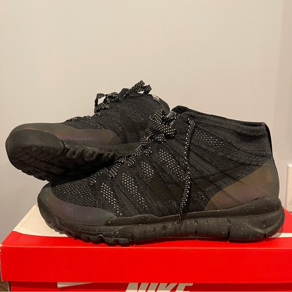 Nike Flyknit Chukka - Sz 11 - Picture 3 of 6